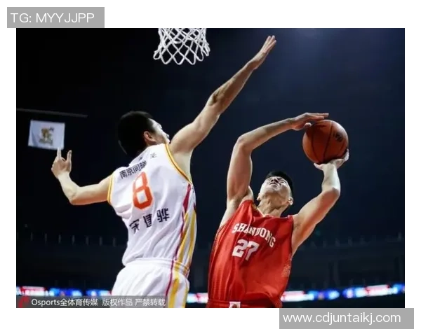 南京篮球队在邀请赛中以91分稳居积分榜首位展现强劲实力 南京篮球队在邀请赛中以91分稳居积分榜首位展现强劲实力