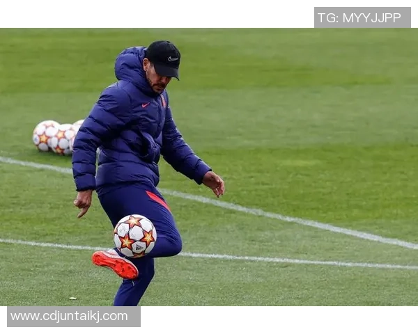 足不出户的足球明星们如何在家中保持竞技状态与训练热情 足不出户的足球明星们如何在家中保持竞技状态与训练热情