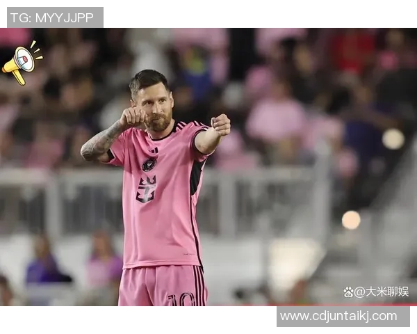 足球明星号码33的传奇故事与背后的奋斗历程揭秘 足球明星号码33的传奇故事与背后的奋斗历程揭秘